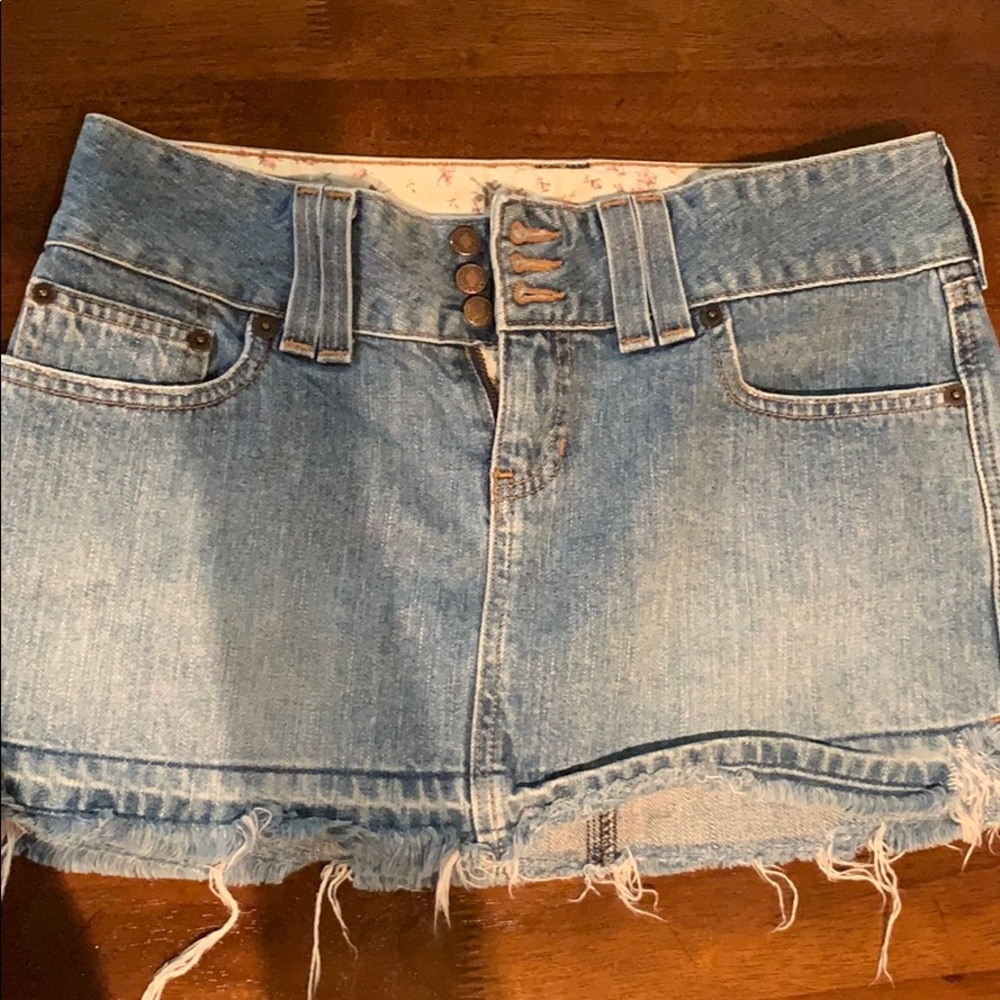 Abercrombie and Fitch skirt (used)